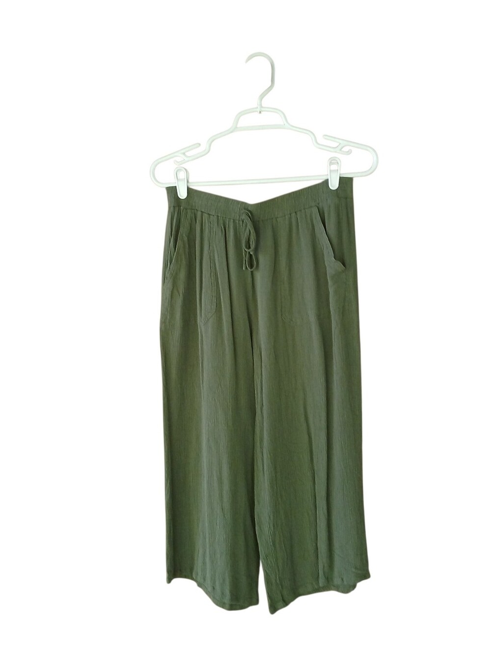 Westport Olive High Waisted Wide Legged Rayon Capri Pants Small